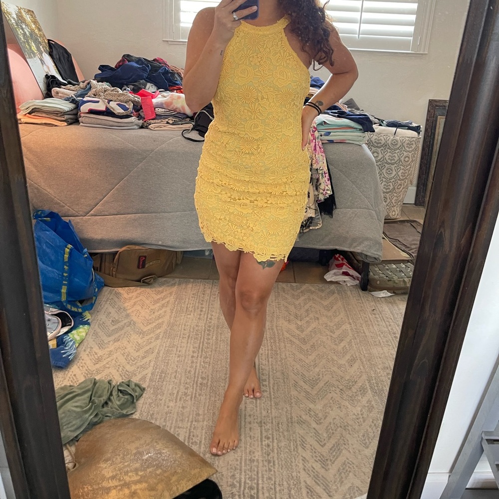 Lulus yellow lace dress
